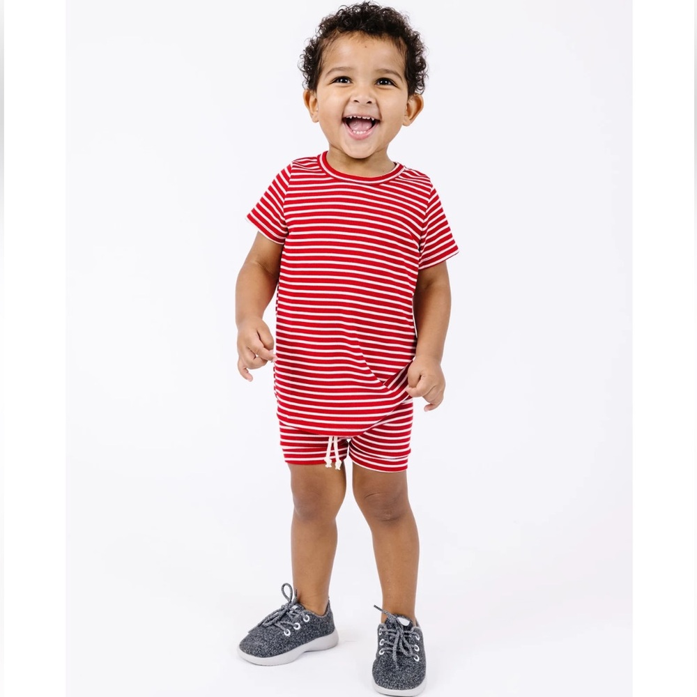 Childhoods Set: Striped Tee and Shorts – Peppermint Inverse Stripe